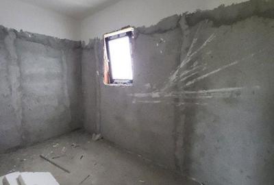 Casă cu 5 camere cu Teren 532 Mp în Central - 4