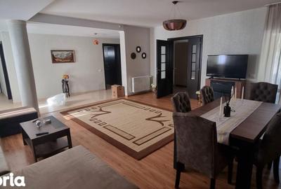 Casă cu 5 camere cu Teren 355 Mp în Central