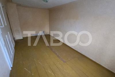 Apartament de vanzare 2 camere pretabil regim hotelier Orasul de Jos - 5