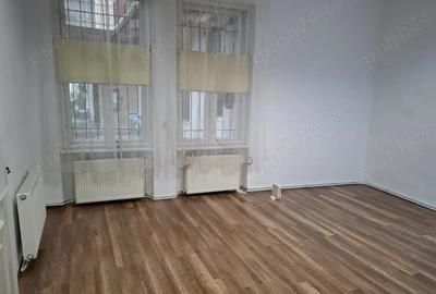 Inchiriez apartament ultra central - 3