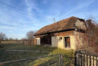 Doua case pe acela?i teren, 180 mp utili, 25 ari, ?indre? - 8