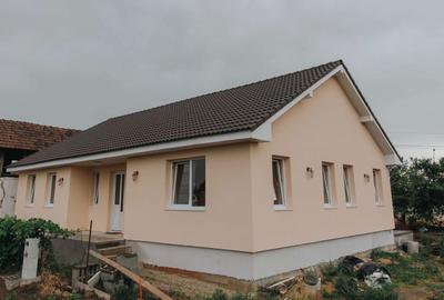 Casă cu 3 camere în Borș - 3