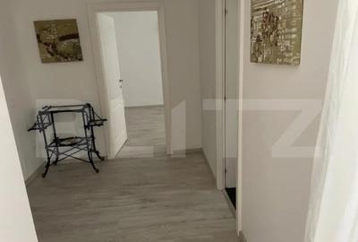 Apartament cu 3 camere decomandat în Central - 4