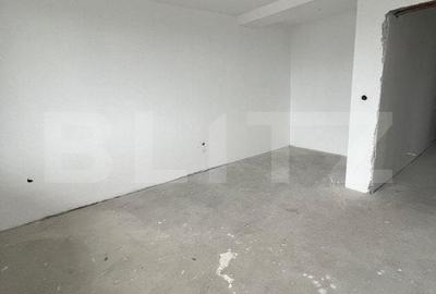 Apartament de 3 camere, 2 balcoane, 93 mp, etaj 1 - 4