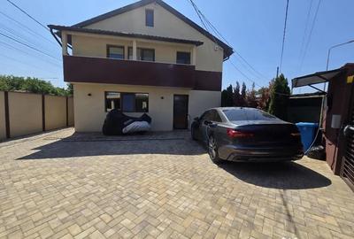 Casă cu 7 camere cu Teren 330 Mp în Chercea