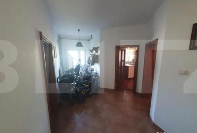 Casă cu 7 camere cu Teren 1600 Mp în Utvin - 10