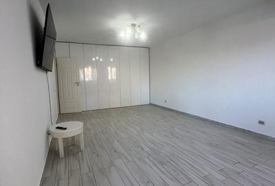 Apartament cu 2 camere în Centrul Civic