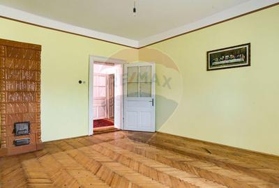 Casa solida cu 4 camere, demisol ?i garaj Pecica - 8