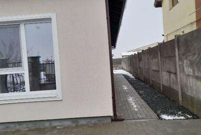 Proprietar vind duplex - 3