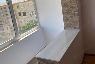 Apartament cu 2 camere decomandat în Urziceni