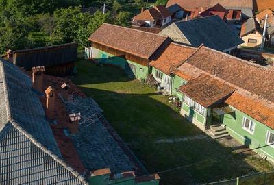 Casă individuală cu 5 camere cu Teren 1092 Mp în Purcăreni - 2