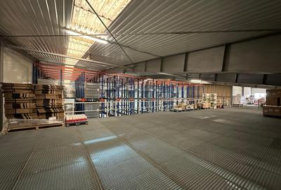 Hala/ showroom 300-1796mp, eventual rafturi, zona Vama Iasi - 16