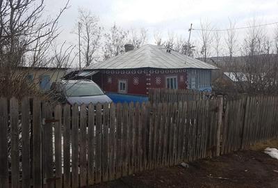 Casă cu 2 camere cu Teren 2800 Mp în Vlădeni
