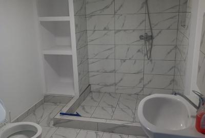 Casă cu 4 camere cu Teren 400 Mp în Central - 2
