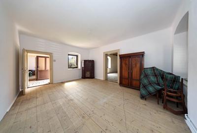 Casă Săsească Autentică cu Șură Impresionantă în Cristian – Teren 2729mp - 23