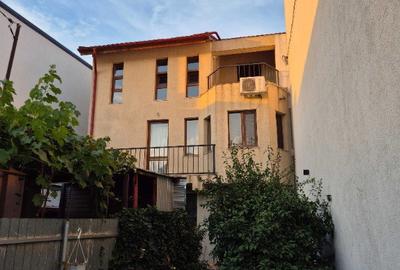 Casă cu 5 camere cu Teren 166 Mp în Brâncoveanu - 10