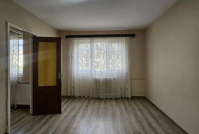 Apartament cu 3 camere semidecomandat în Nufărul - 7