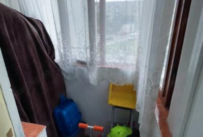 Apartament cu 2 camere decomandat în Micro 15 - 7
