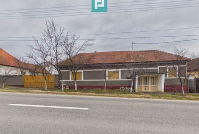 Casă individuală cu 5 camere cu Canalizare în Cuied - 1