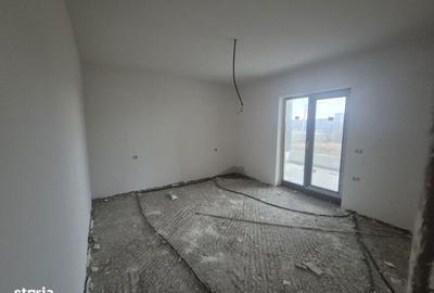 Casă cu 3 camere cu Teren 250 Mp în Moara - 1