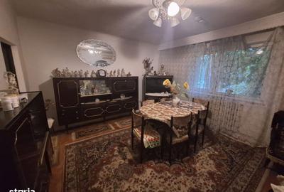 Casă cu 3 camere cu Teren 636 Mp în Cetate