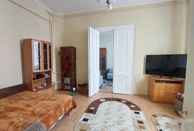 Casă cu 4 camere cu Teren 763 Mp în Central - 8