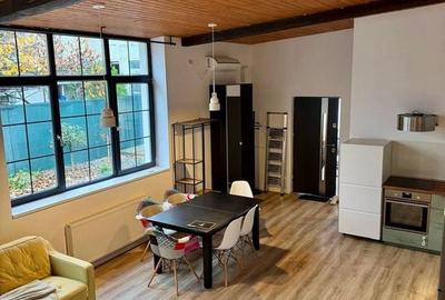 De închiriat // Casa 70 mp utili // Curte privata 200 mp - 3