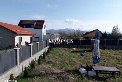 Teren de 1000 mp, în Stupini