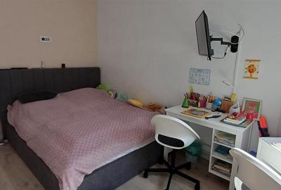 Apartament cu 4 camere semidecomandat, mobilat în Bartolomeu - 14