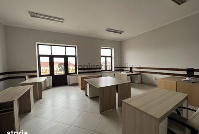 Spațiu comercial, de 110 mp, în Orașul Nou - 8