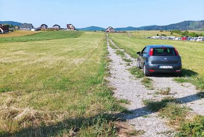 Teren de 811 mp, în Almaș - 1