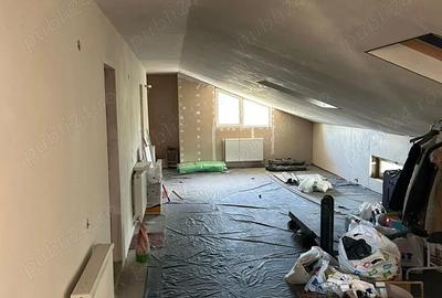 Casă cu 6 camere cu Teren 1500 Mp în Florica - 2