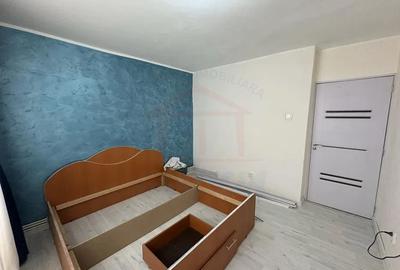 Apartament cu 3 camere decomandat în Micro 18 - 2