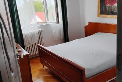 Apartament cu 3 camere semidecomandat, mobilat în Dâmbovița - 5