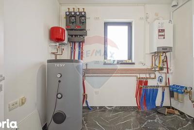 Casă cu 5 camere cu Teren 657 Mp în Florilor - 4