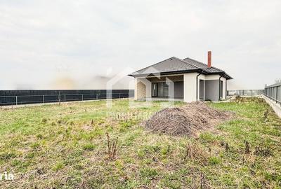 Casă cu 4 camere în Jucu - 8