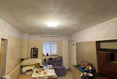 Casă cu 3 camere în Mogoșești - 12