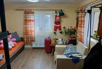 Casă cu 3 camere în Ghighiu - 8