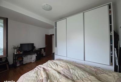 Apartament cu 3 camere decomandat în Prelungirea Ghencea