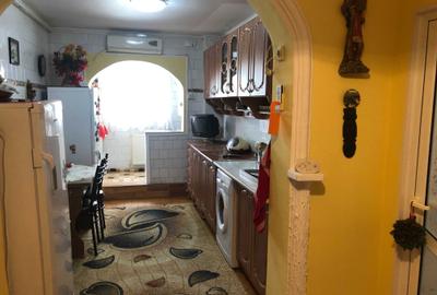 Apartament cu 4 camere decomandat în Sebastian - 7