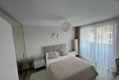 Apartament cu 2 camere decomandat în Tractorul - 5