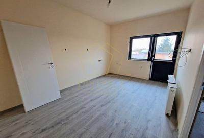 Duplex spatios cu 4 camere | Mosnita Noua | Central - 4