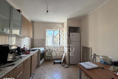 Apartament cu 3 camere decomandat în Iosefin - 10