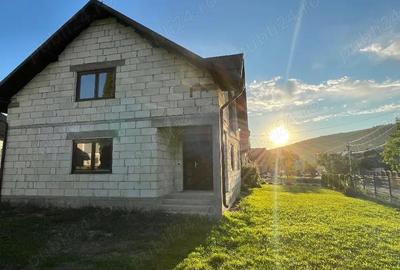 Casă în Moisei - 1