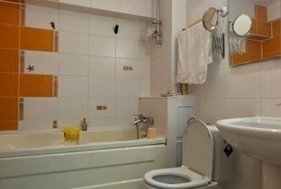 Apartament cu 3 camere decomandat în Hala Centrală - 9