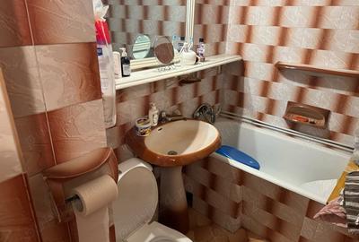 Apartament cu 4 camere decomandat în Central - 2