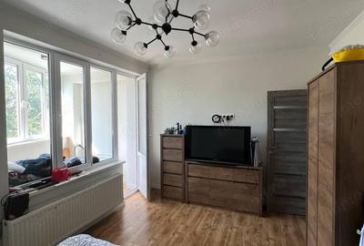 Garsonieră decomandată în Vitan