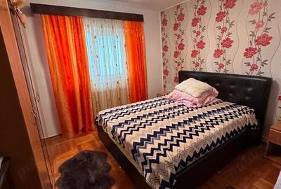Proprietar , inchiriez apartament 3 camere cu vedere la Mall - 4