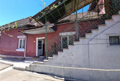 Proprietar vand casa Hunedoara - 2