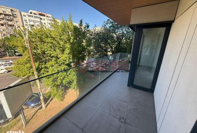 Apartament cu 3 camere în 13 Septembrie - 16